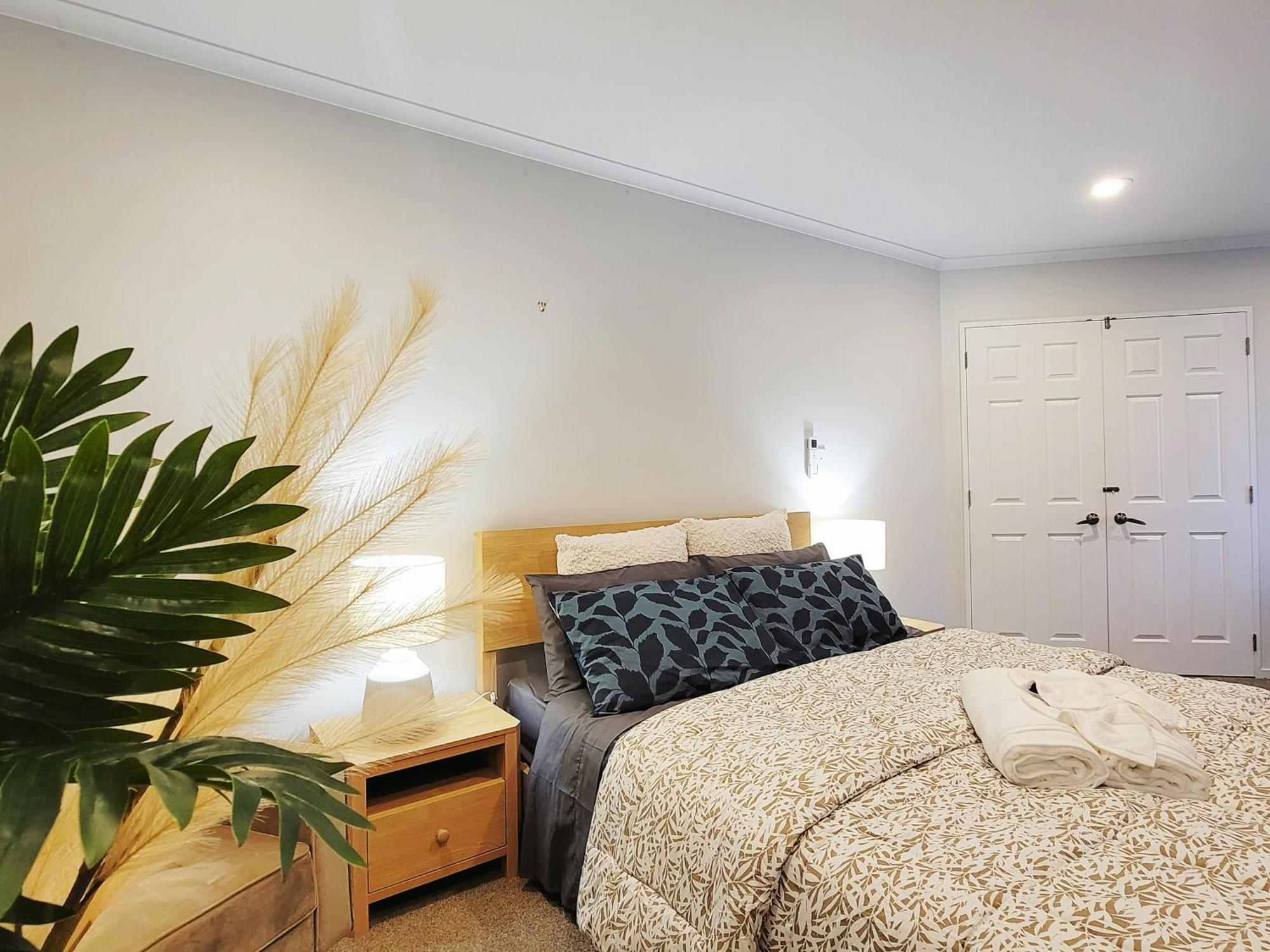 Sea View 5 Bedroom Holiday House Whangaparaoa Luaran gambar