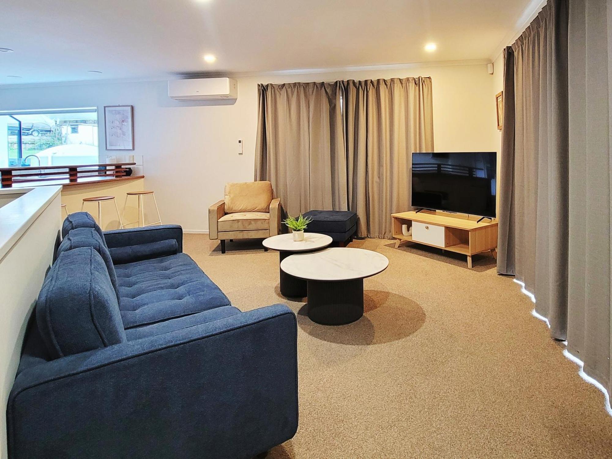 Sea View 5 Bedroom Holiday House Whangaparaoa Luaran gambar