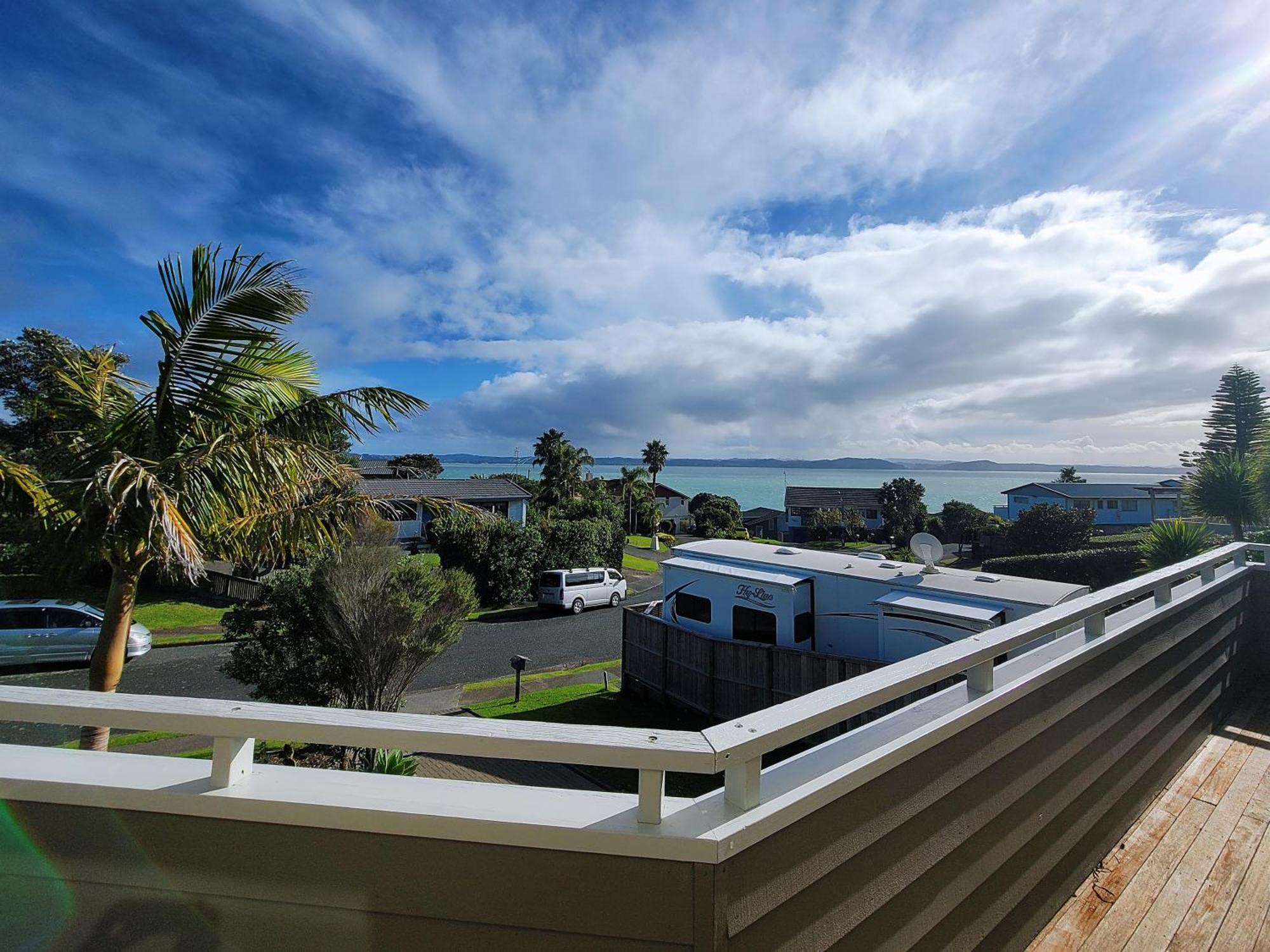 Sea View 5 Bedroom Holiday House Whangaparaoa Luaran gambar